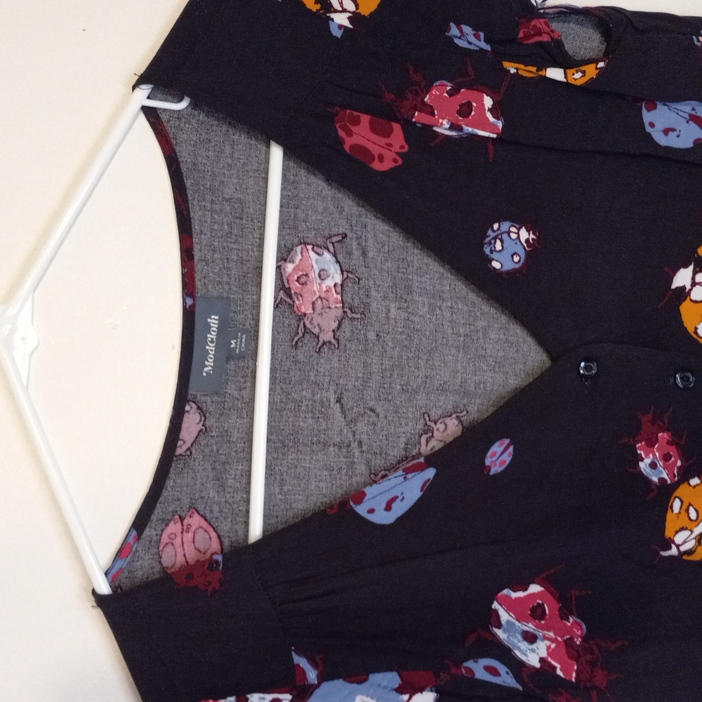 Beetle modcloth shirt small - Picture 11 of 11